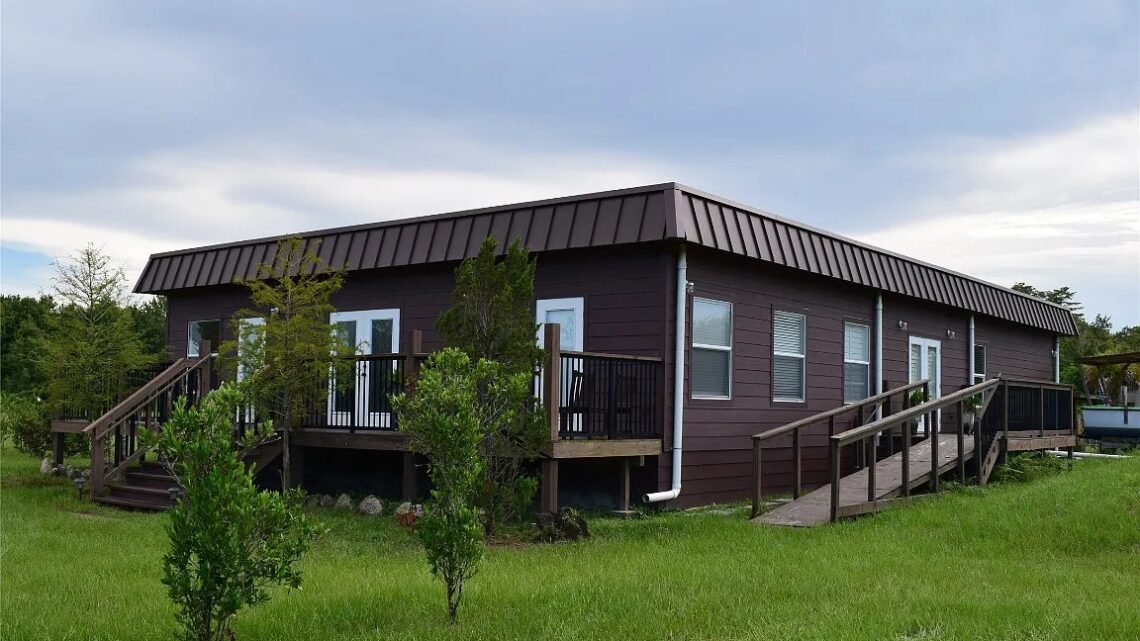 Prefab Home. What Is It? Home in New Smyrna Beach