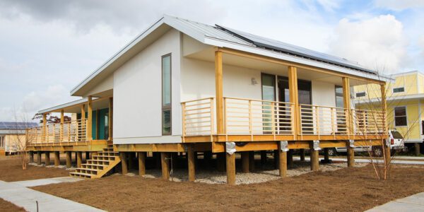 Picture of 1-story Modular Home with 3 bedrooms & 2 bathroom 1,550 sqft project LivingHome 5 on USPrefabs.com