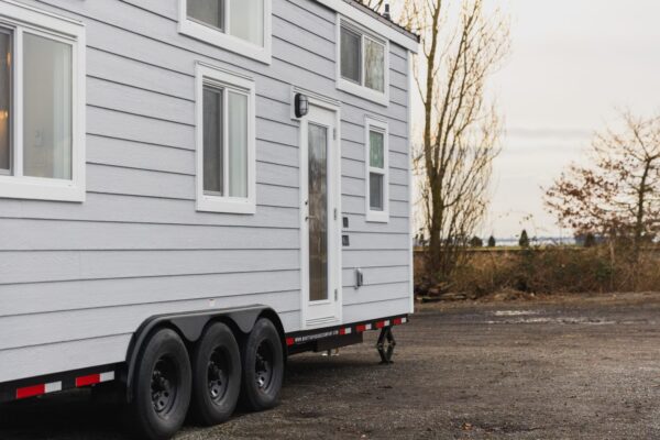 Exterior View of 1-story Tiny Home for 6 person sleeping capacity 250 sqft project STR30 on USPrefabs.com